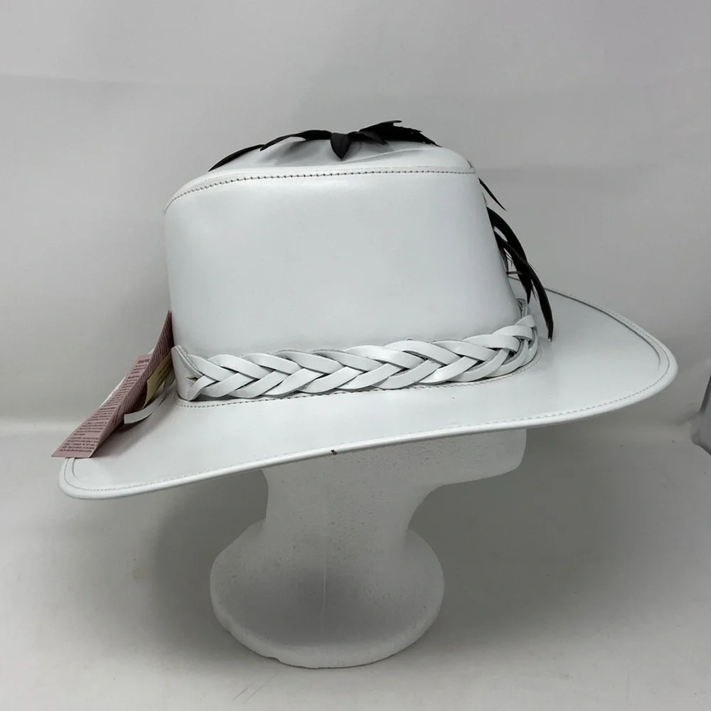 NWT Head’N Home White Medium Leather & Ostrich Feather Hat